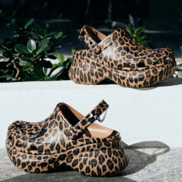 Crocs Women's Platform Bae Animal Clog in Sepia / Leopard Print Size 10 - Picture 9 of 9